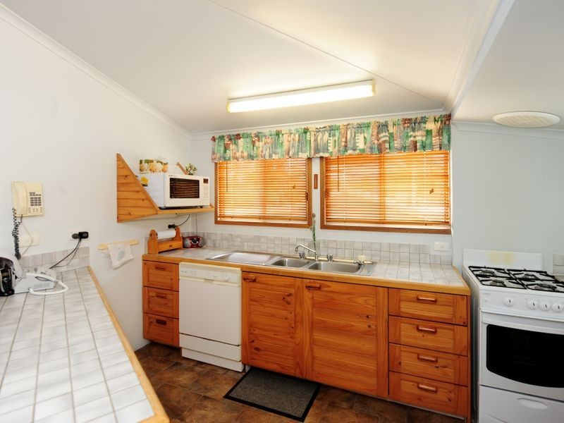 6 Pacific Avenue, Tannum Sands QLD 4680