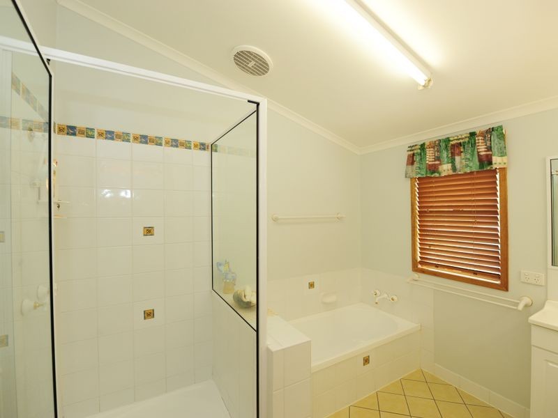 6 Pacific Avenue, Tannum Sands QLD 4680