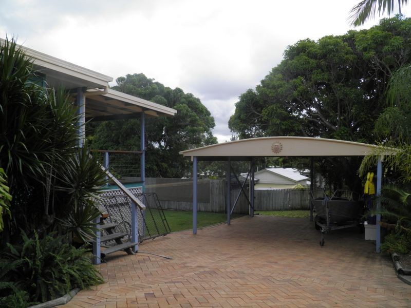 8 Pacific Avenue, Tannum Sands QLD 4680