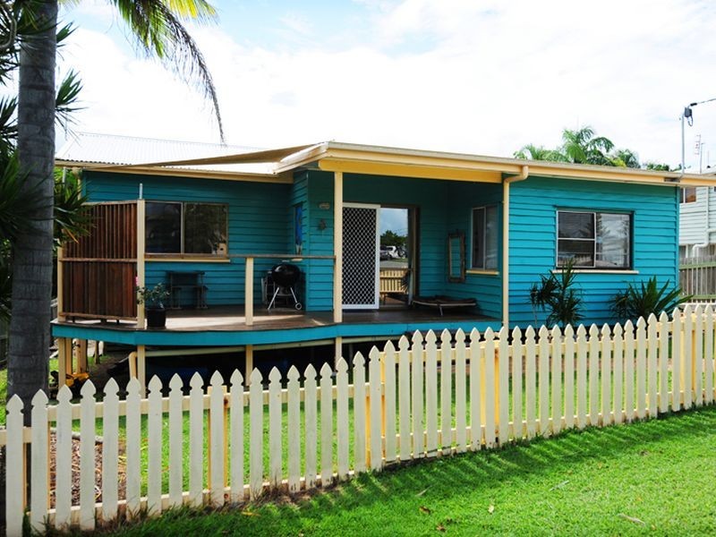 8 Pacific Avenue, Tannum Sands QLD 4680