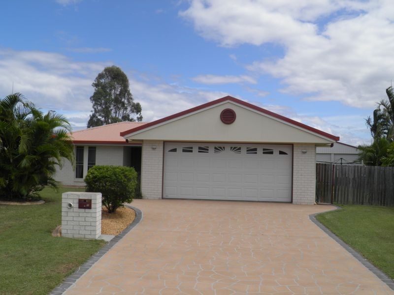 26 Golfview Drive, Boyne Island QLD 4680