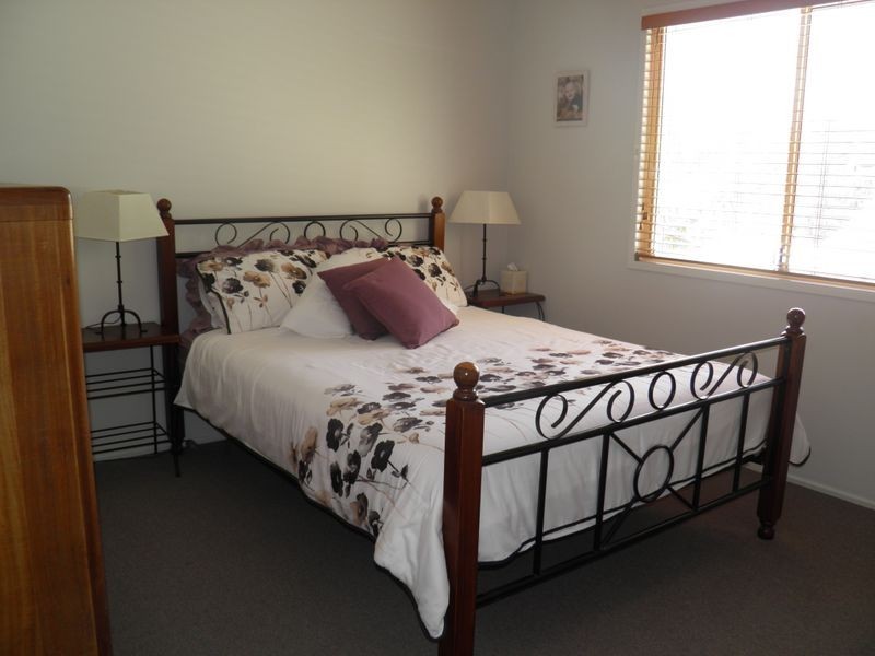 95 Malpas Street, Boyne Island QLD 4680
