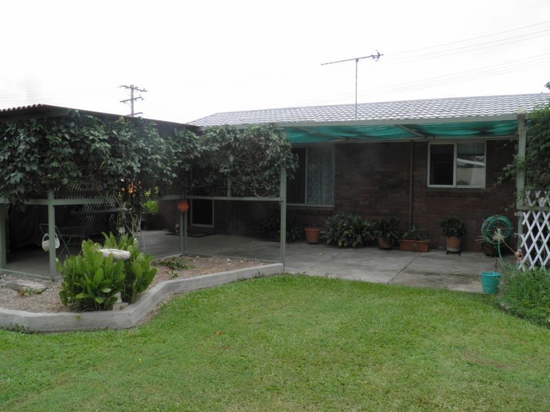 93 Booth Avenue, Tannum Sands QLD 4680