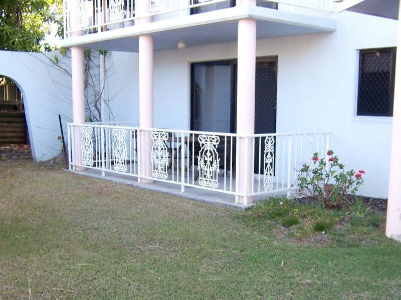 1/32 Beach Avenue, Tannum Sands QLD 4680