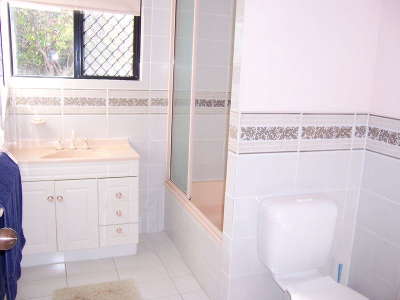 1/32 Beach Avenue, Tannum Sands QLD 4680