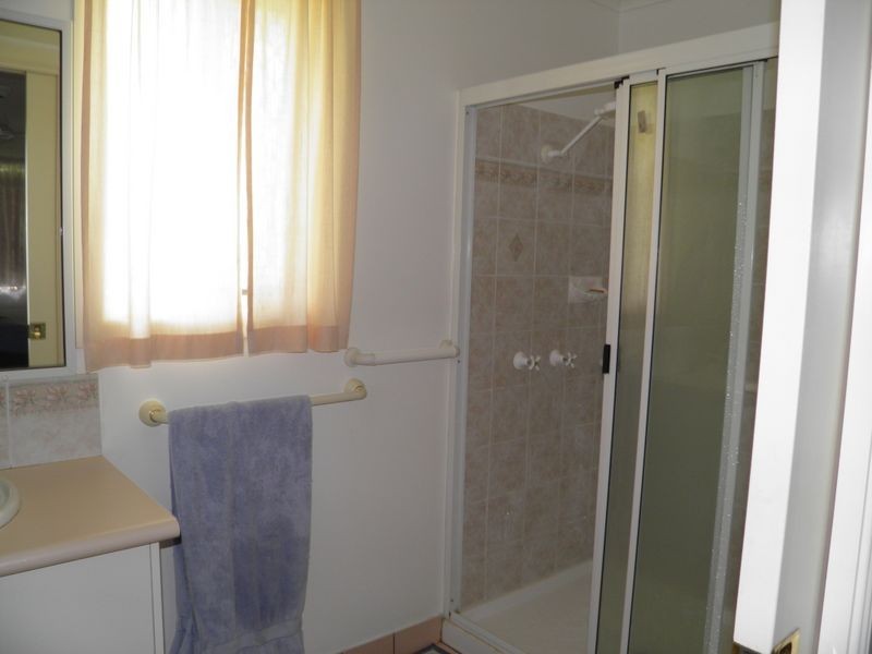 8 Silverton Drive, Tannum Sands QLD 4680