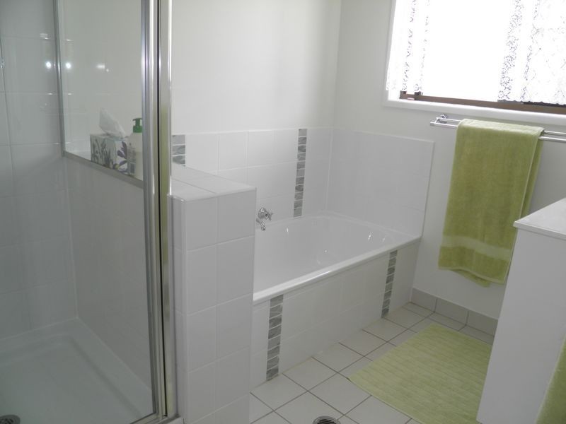 16 Pleasant Avenue, Tannum Sands QLD 4680
