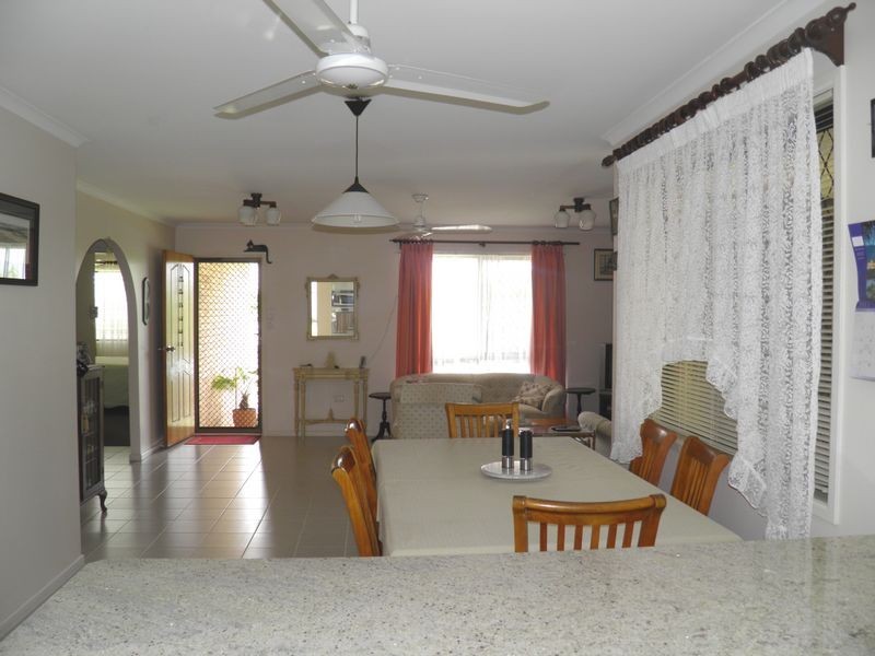 16 Pleasant Avenue, Tannum Sands QLD 4680