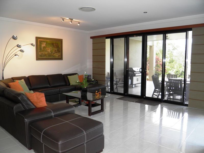 11 Bauhinia Street, Boyne Island QLD 4680