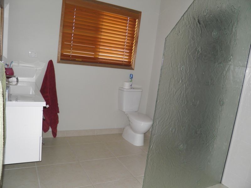 8 Irma Court, Benaraby QLD 4680