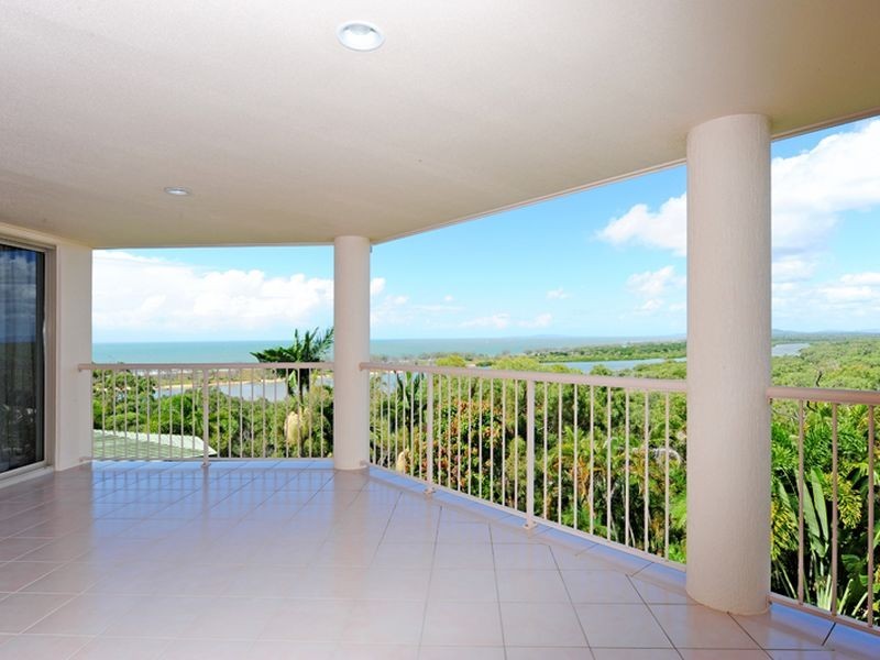 12 Charles Crescent, Tannum Sands QLD 4680