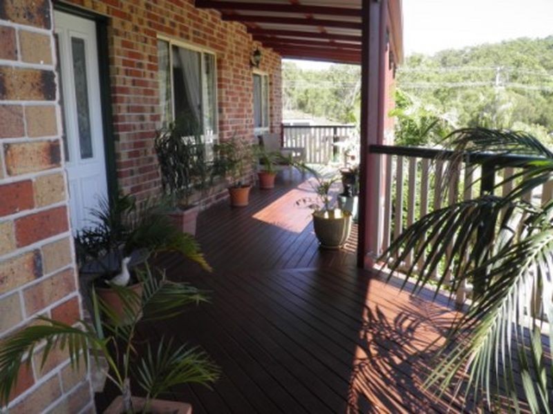 18 Centenary Drive, Boyne Island QLD 4680