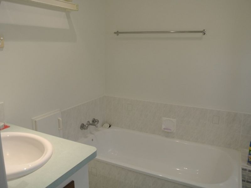 30 Latrobe Street, Tannum Sands QLD 4680