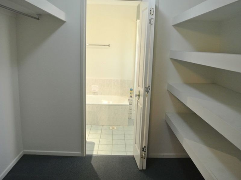 30 Latrobe Street, Tannum Sands QLD 4680