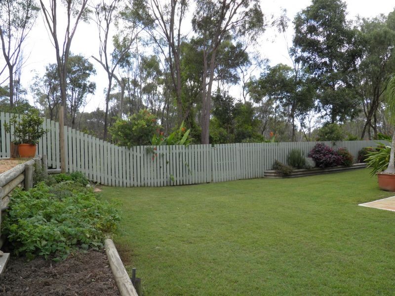 10 Yaraan Court, Boyne Island QLD 4680