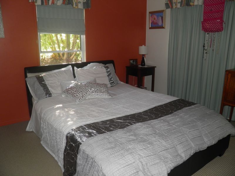13 Tasman Court, Boyne Island QLD 4680