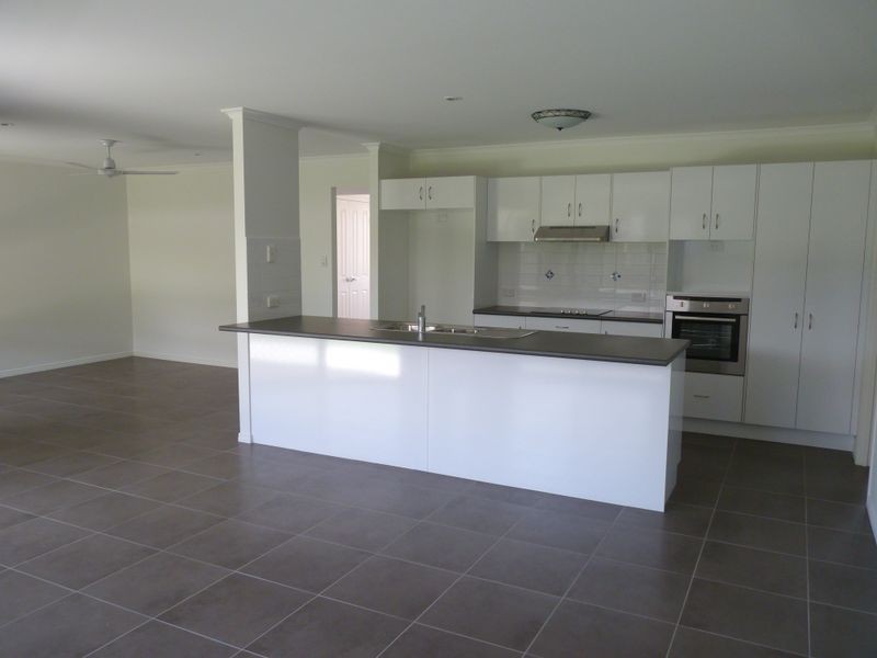 26 Surita Court, Boyne Island QLD 4680