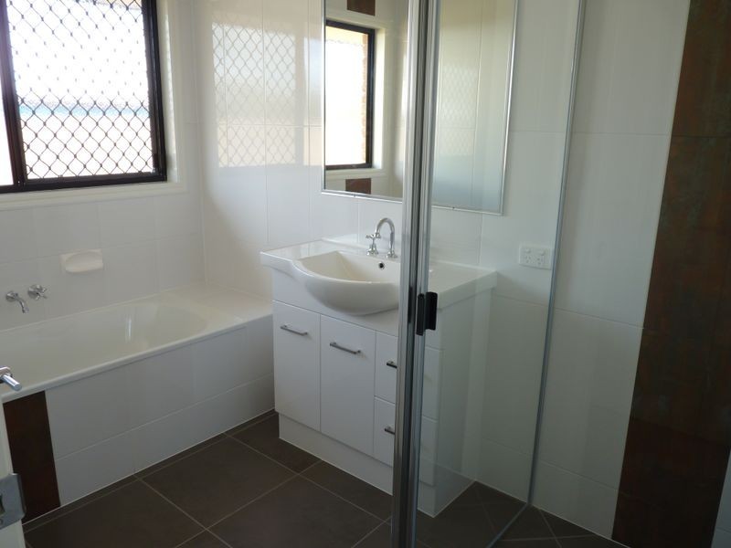 26 Surita Court, Boyne Island QLD 4680