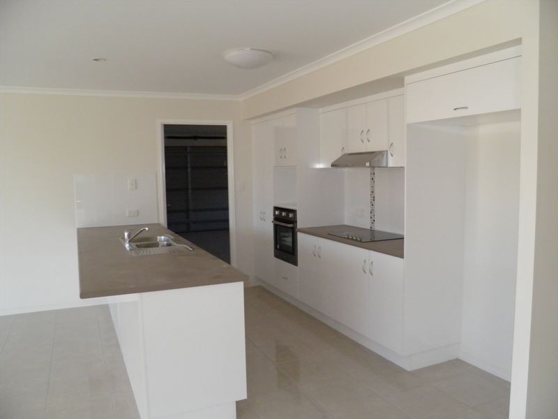 9 Surita Court, Boyne Island QLD 4680