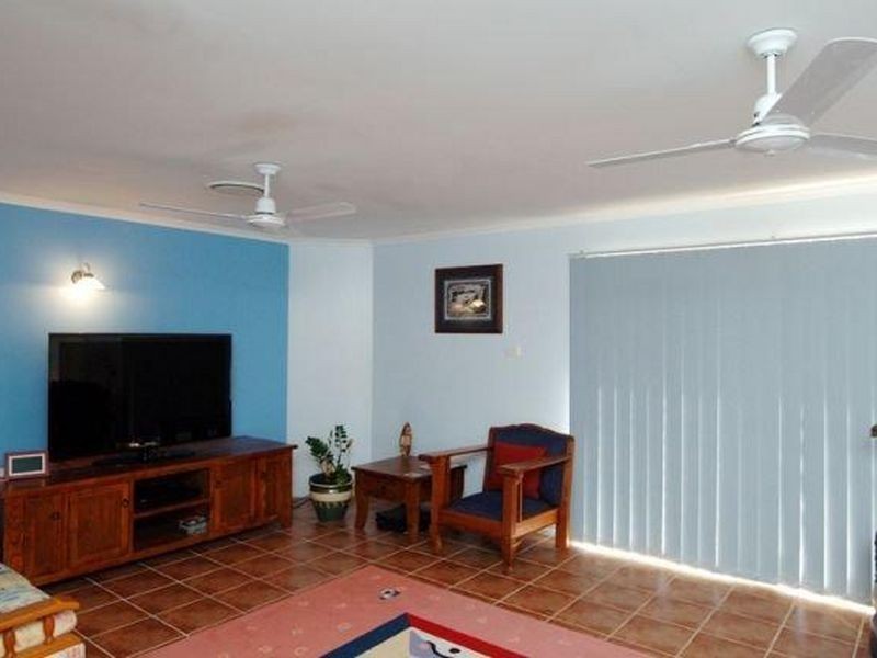7 Coal Crescent, Tannum Sands QLD 4680