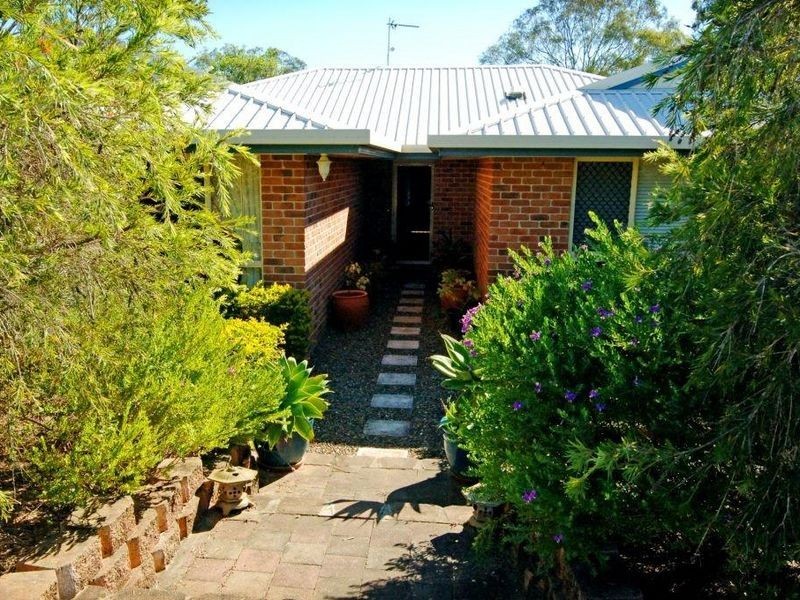 7 Coal Crescent, Tannum Sands QLD 4680