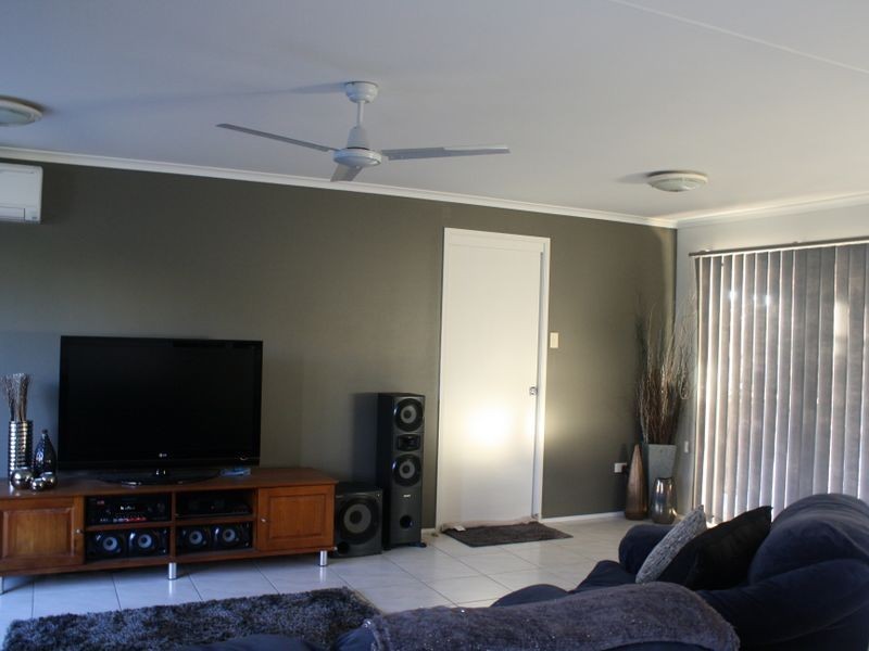 33 Brin Street, Boyne Island QLD 4680