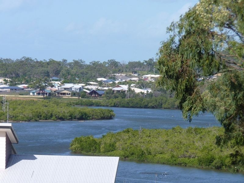 3 Alpine Ave, Boyne Island QLD 4680