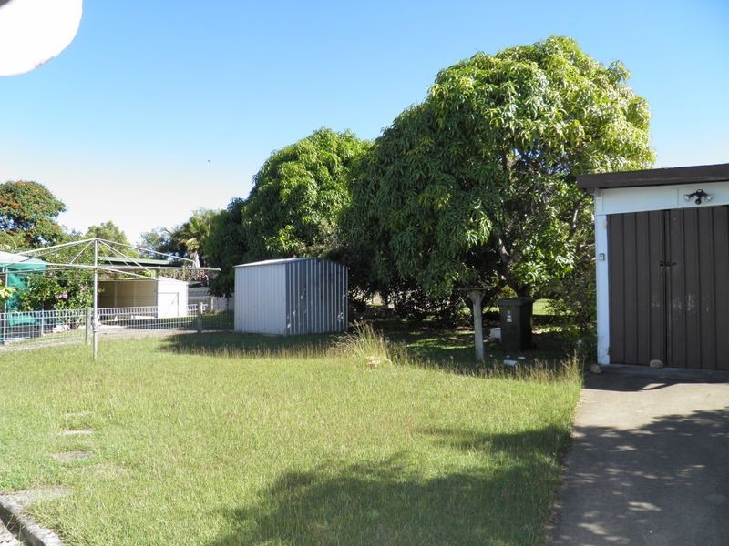 23 Katandra Street, Boyne Island QLD 4680