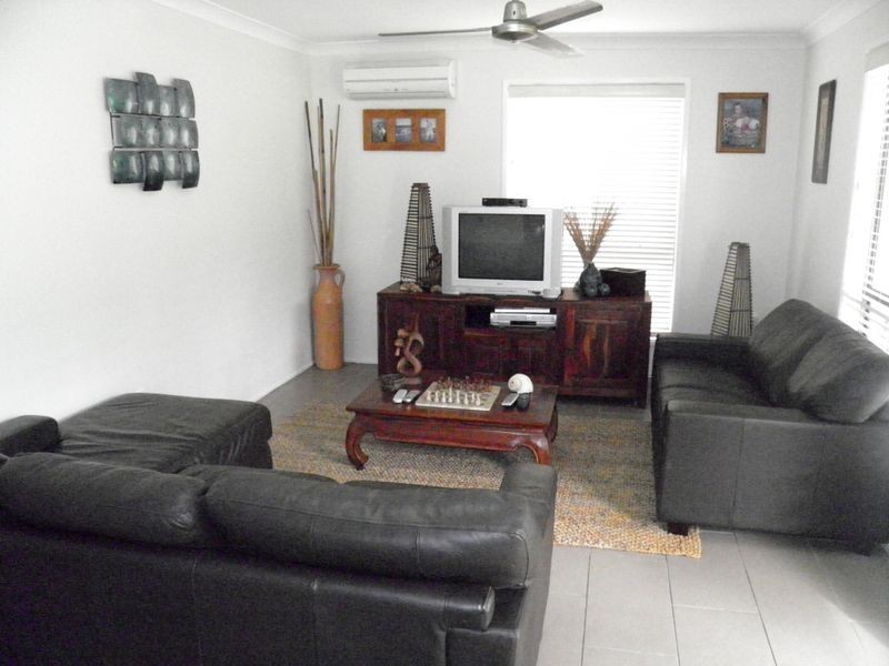 2 Polmaise Street, Boyne Island QLD 4680