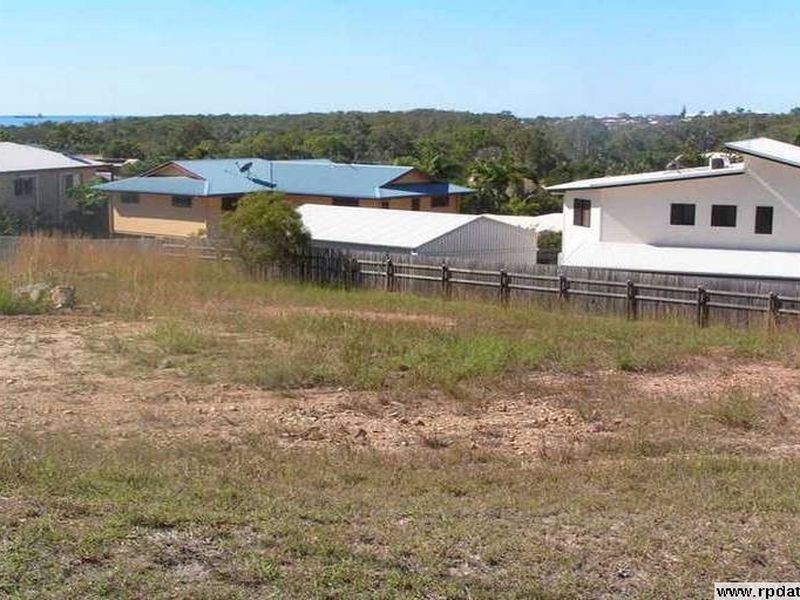 39 Lighthouse Drive, Boyne Island QLD 4680