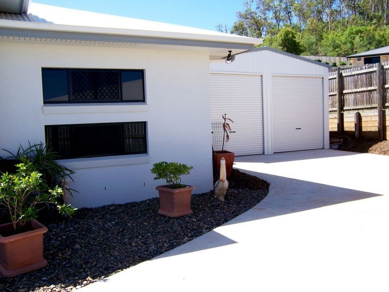 10 Jeana Close, Boyne Island QLD 4680