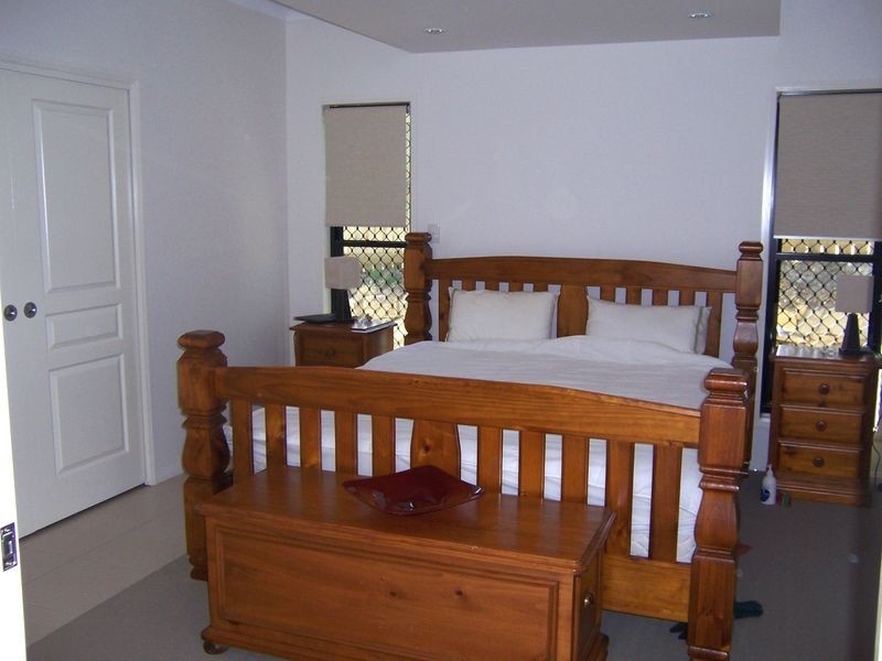 10 Jeana Close, Boyne Island QLD 4680