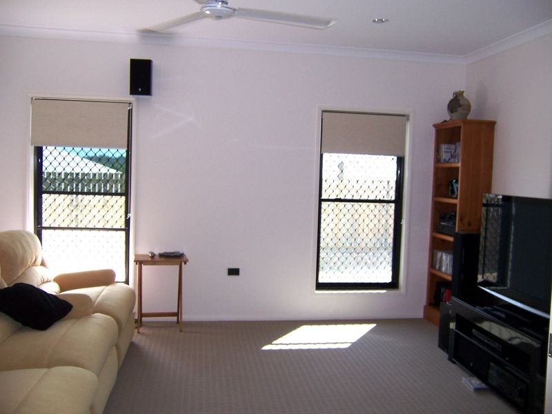 10 Jeana Close, Boyne Island QLD 4680
