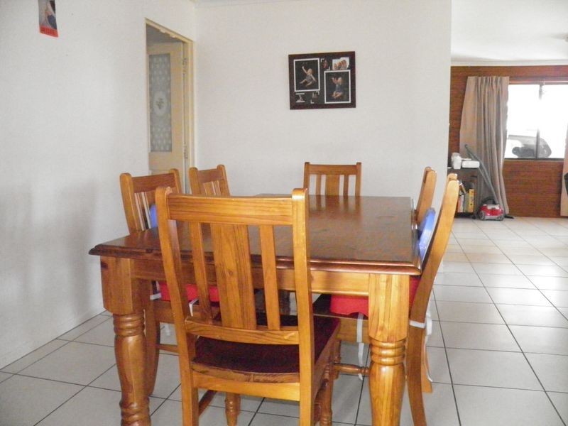 2 Chauvel Court, Boyne Island QLD 4680