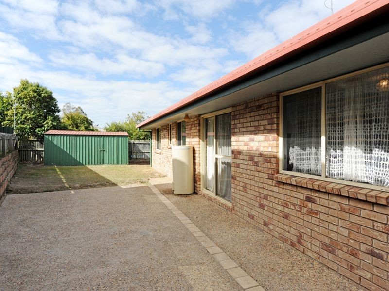 2 Eugenia Street, Boyne Island QLD 4680