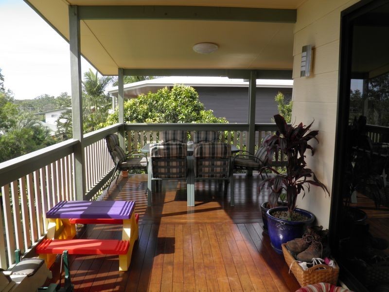 20 Crest Avenue, Boyne Island QLD 4680