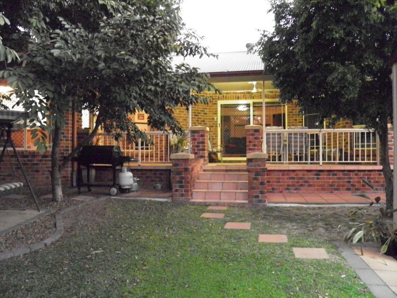 4 Deborah Street, Gladstone QLD 4680