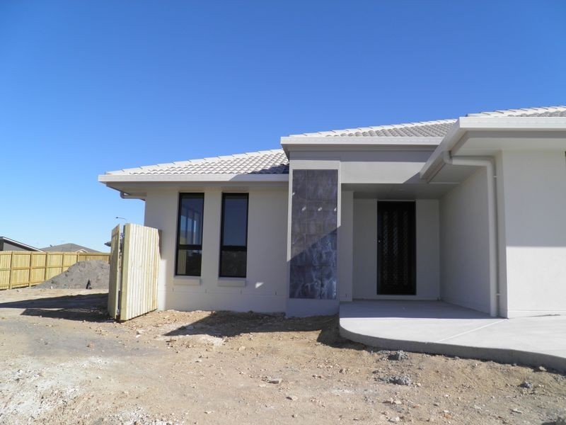 11 Surita Court, Boyne Island QLD 4680