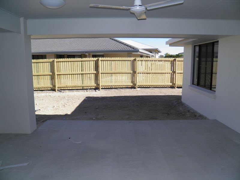 11 Surita Court, Boyne Island QLD 4680