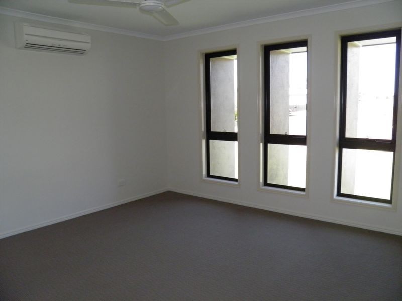 2 Bessie Court, Boyne Island QLD 4680