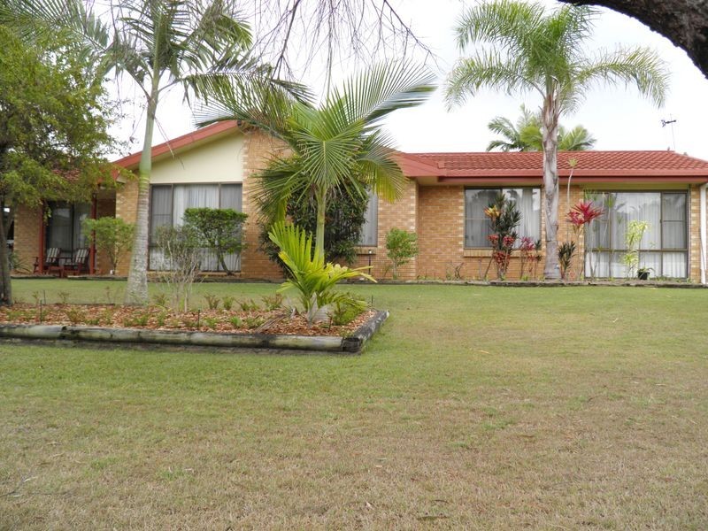 2 Andrew Court, Boyne Island QLD 4680