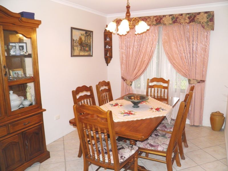 2 Andrew Court, Boyne Island QLD 4680