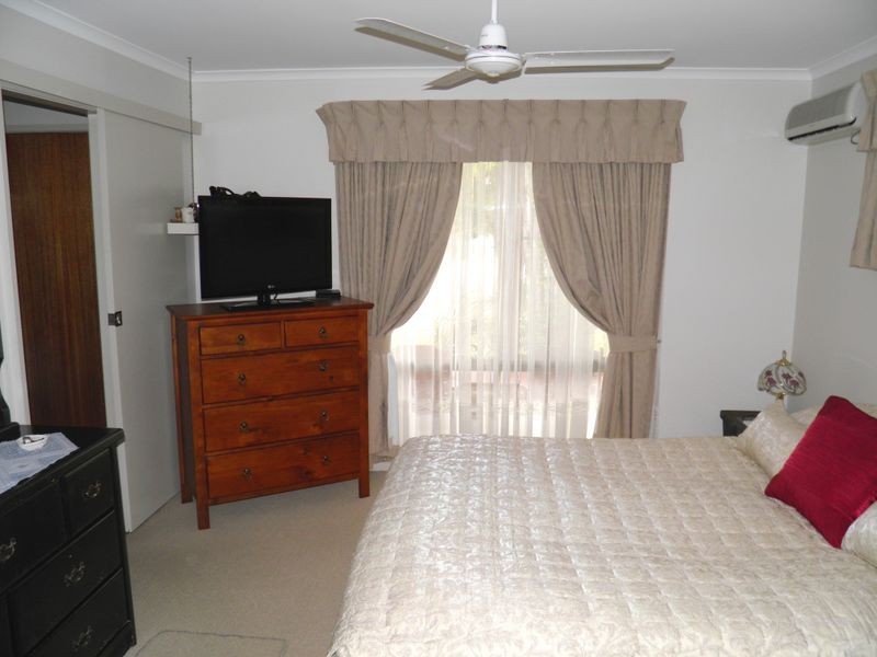 2 Andrew Court, Boyne Island QLD 4680