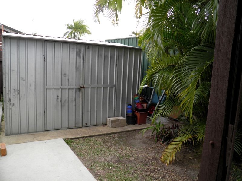 2 Andrew Court, Boyne Island QLD 4680