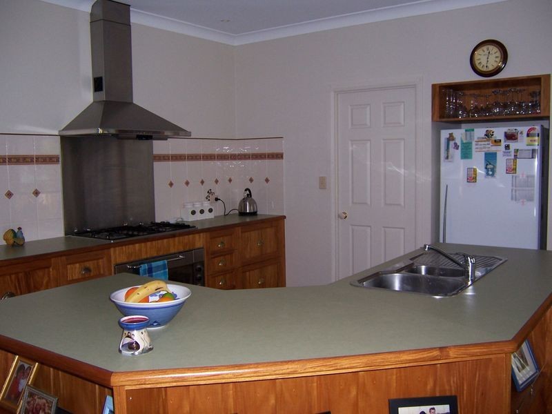 1 Tasman Court, Boyne Island QLD 4680