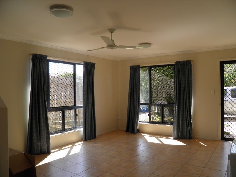 2/113A Central Lane, Gladstone QLD 4680