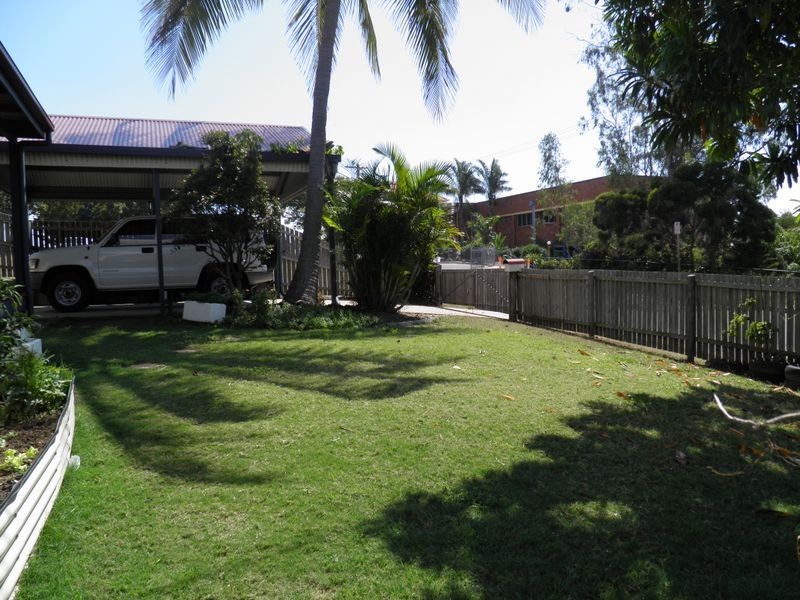 2/113A Central Lane, Gladstone QLD 4680