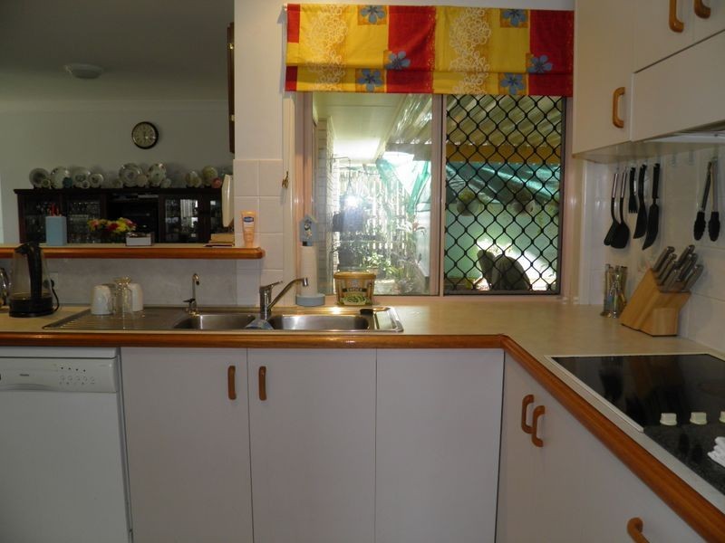 29 Geoffrey Thomas Drive, Tannum Sands QLD 4680