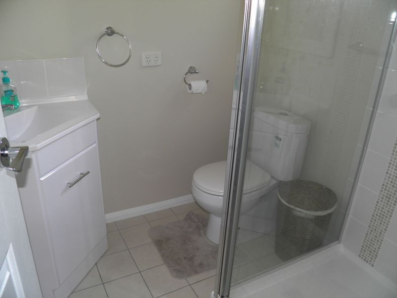 94 Booth Avenue, Tannum Sands QLD 4680