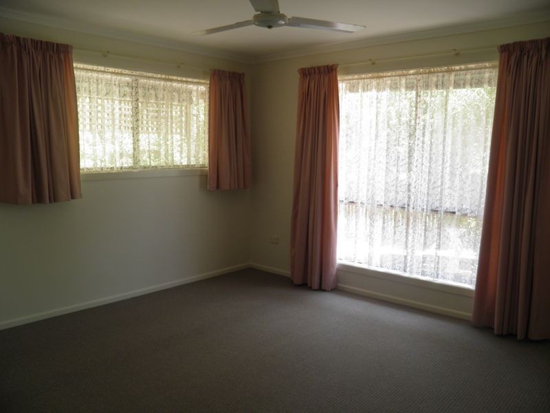 3 Salgado Street, Boyne Island QLD 4680